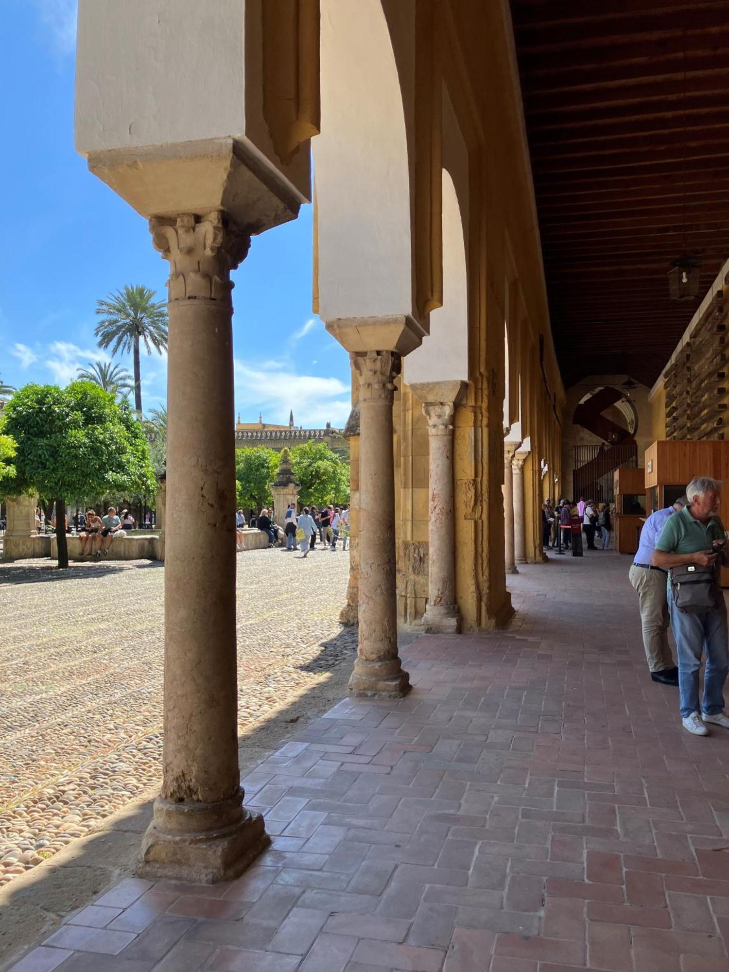 Precioso Apartamento Junto A La Mezquita Kordoba Bagian luar foto
